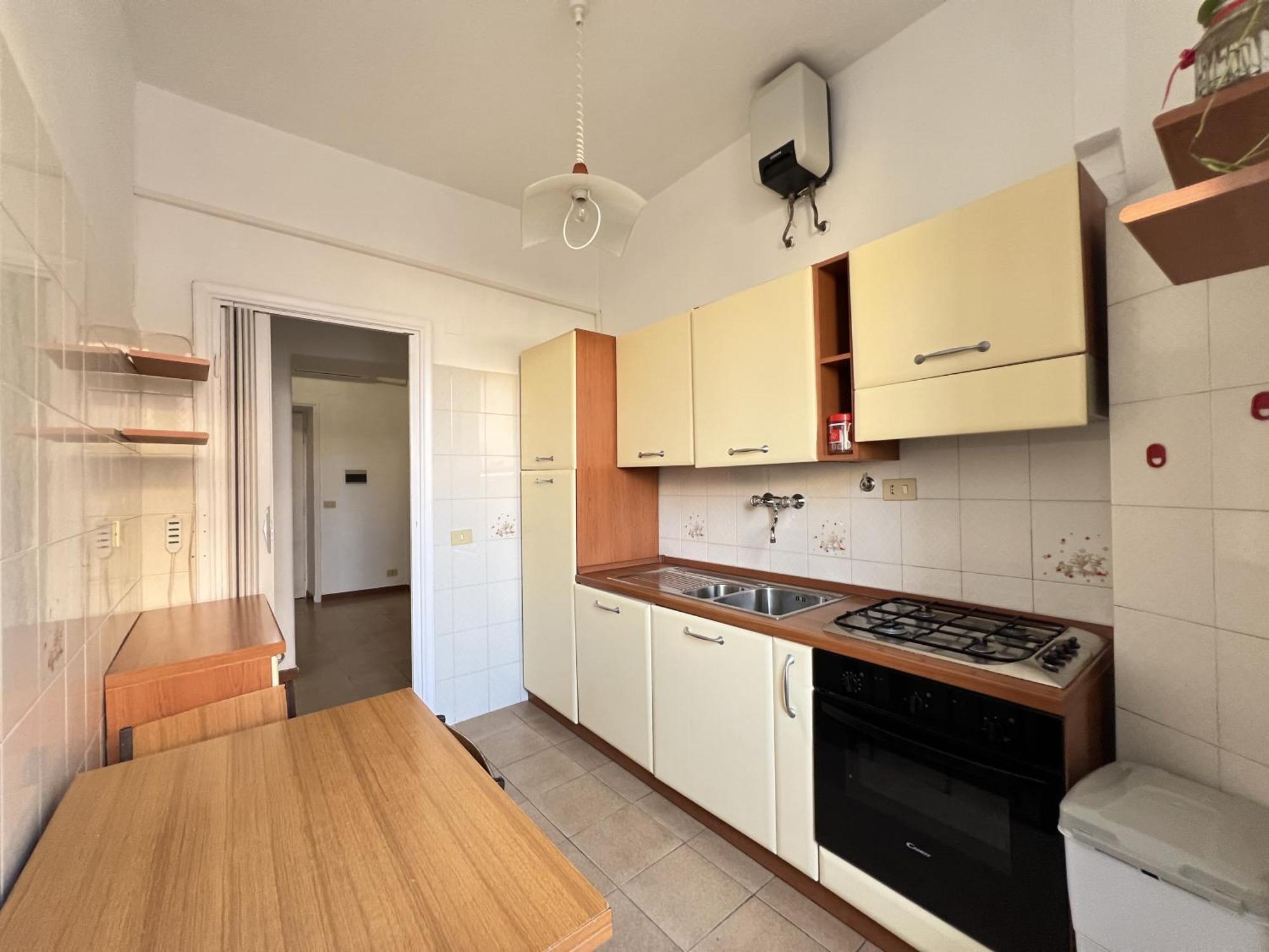 Apartment Marisol Monolocale Metro A Ponte Lungo Rom